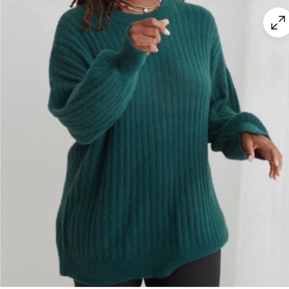Aerie Deep Green Fuzzy Eyelash Crew Neck Sweater - Size M